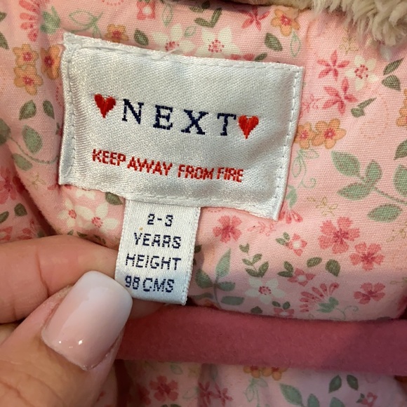 Jacket - Picture 3 of 9